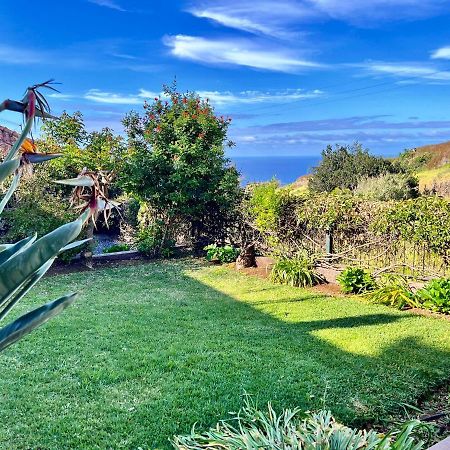 Blooming Botanic Houses Estreito Da Calheta Luaran gambar