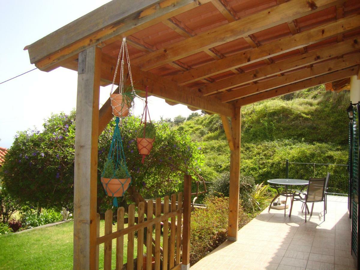 Blooming Botanic Houses Estreito Da Calheta Luaran gambar