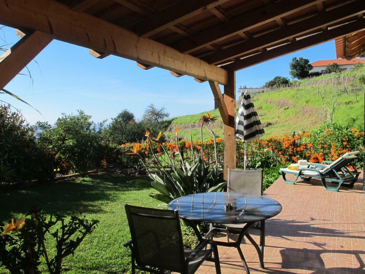 Blooming Botanic Houses Estreito Da Calheta Luaran gambar